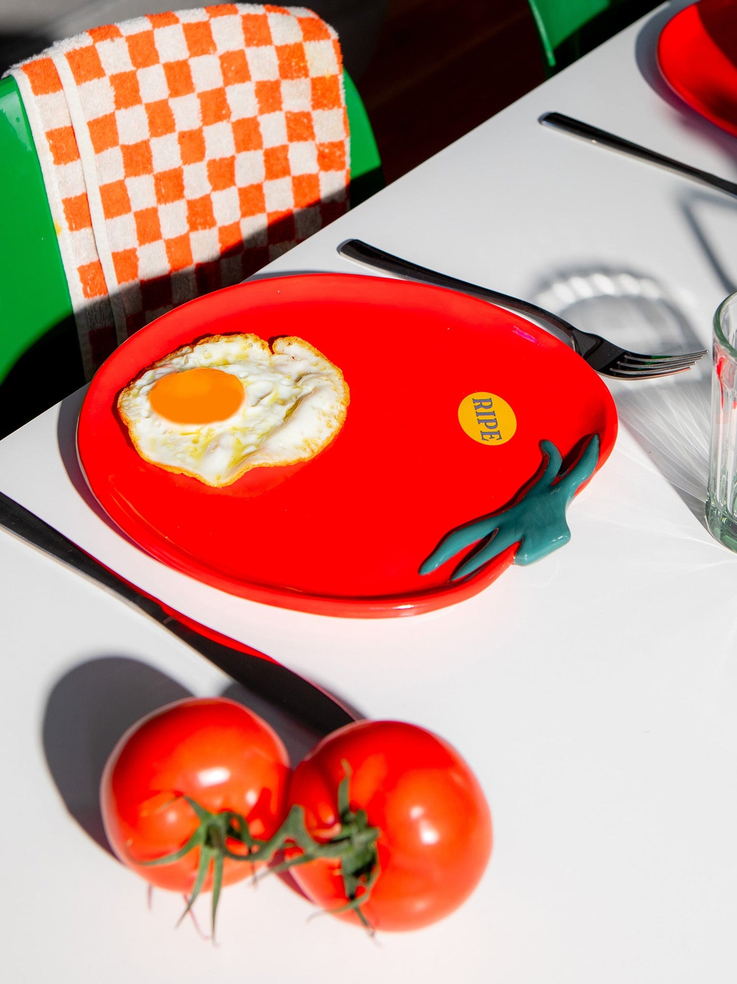Farmers' Market Tomato Plate - DOIY Design