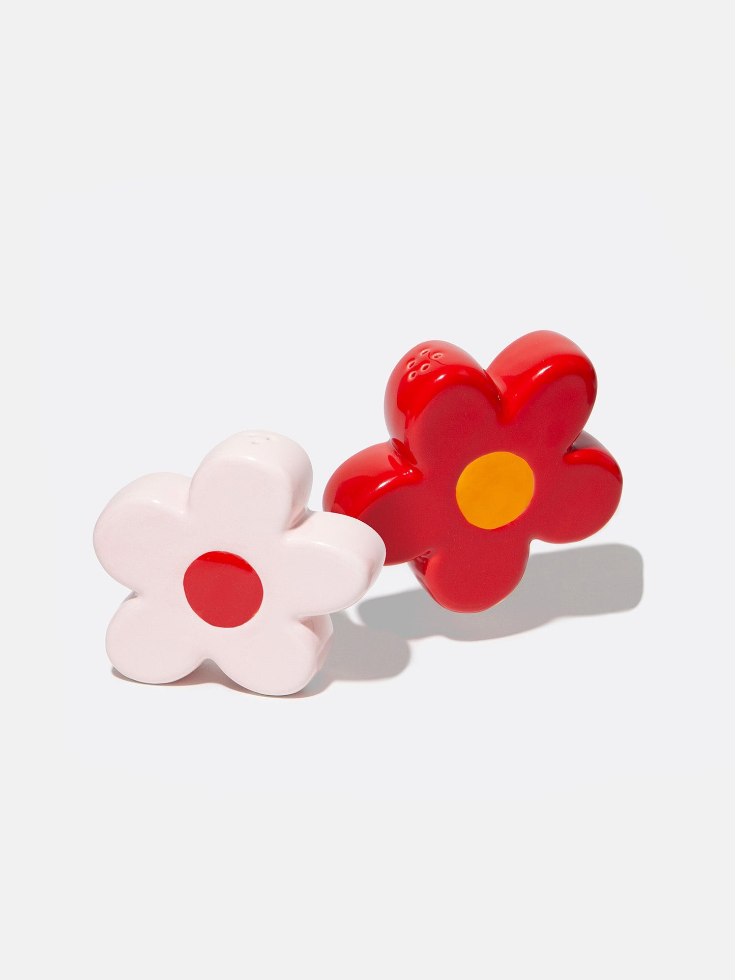 Daisy Salt and Pepper - DOIY Design
