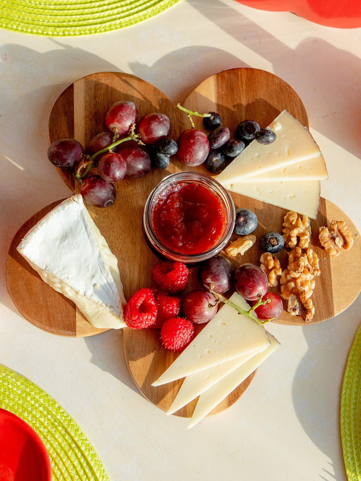 Daisy Serving Board