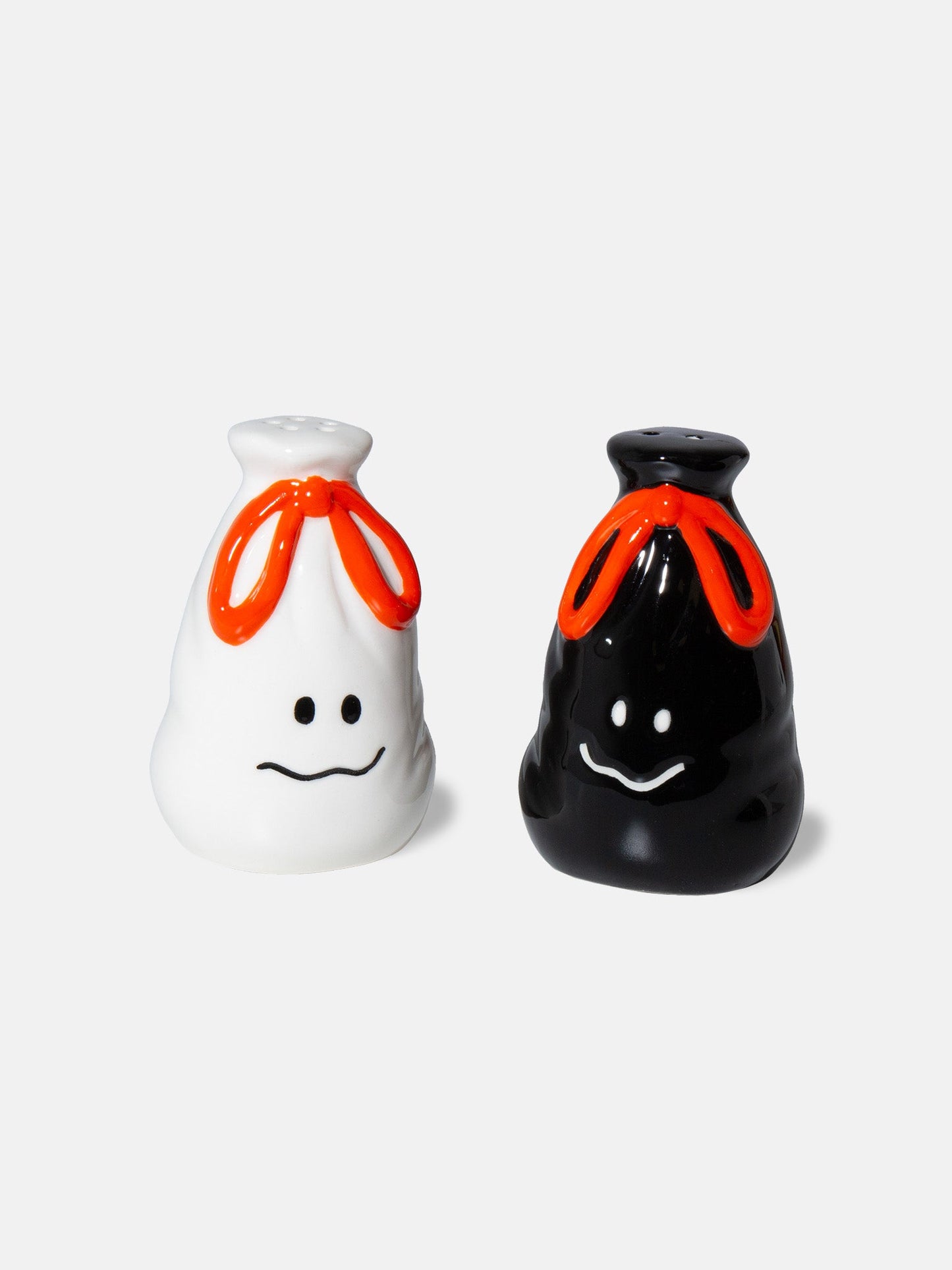 Trash Bag Salt and Pepper