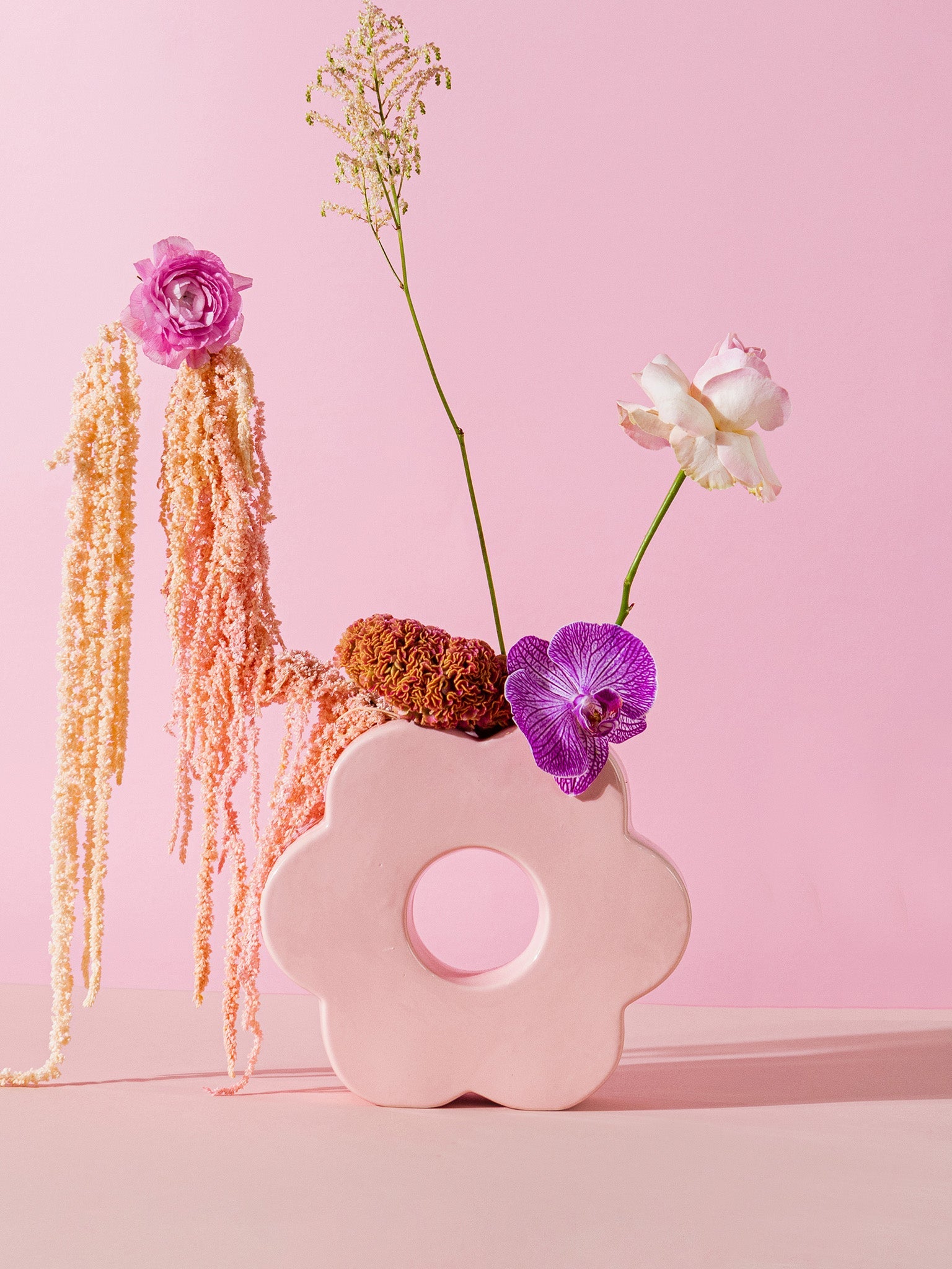 Daisy Vase Pink - DOIY Design